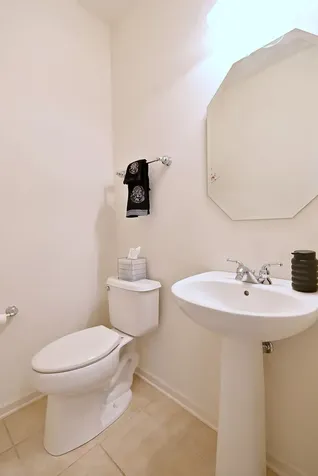 572 Tuscan View Elgin IL 60124