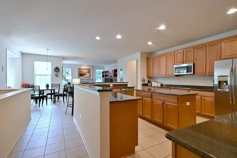 572 Tuscan View Drive Elgin IL 60124