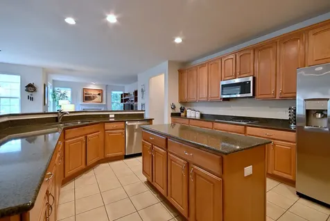 572 Tuscan View Drive Elgin IL 60124