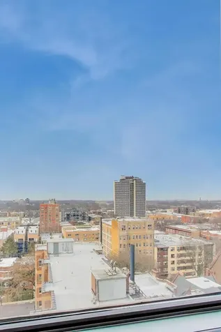 5740 North Sheridan Road Chicago IL 60660