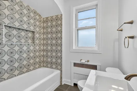 11207 South Emerald Avenue Chicago IL 60628