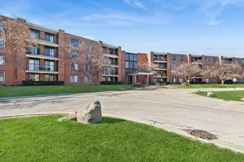 1415 East Central Road Arlington Heights IL 60005