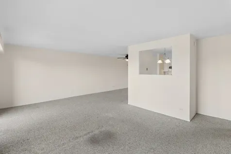 1415 East Central Road Arlington Heights IL 60005