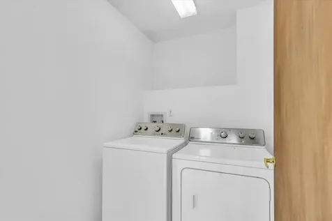 108 West Jackson Street Mahomet IL 61853