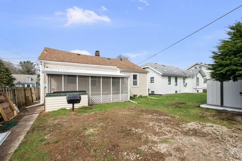 3516 18TH Avenue Rock Island IL 61201