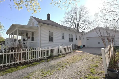 501 North Shelby Avenue Salem IL 62881