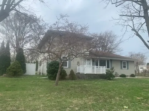 1818 South Carr Street Streator IL 61364
