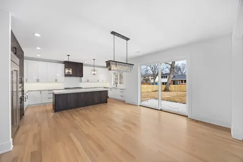 1942 Palmgren Drive Glenview IL 60025