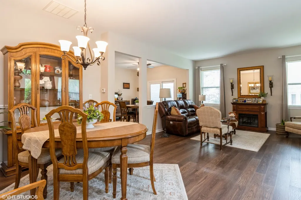 21346 West Juniper Lane Plainfield IL 60544