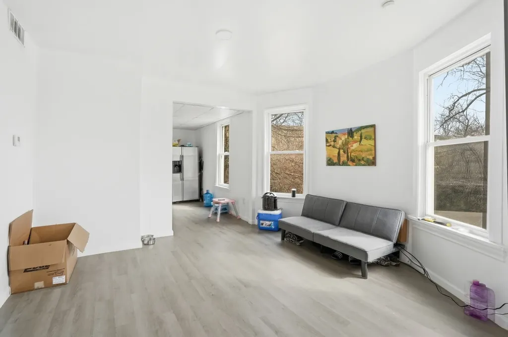 7923 South Lowe Avenue Chicago IL 60620