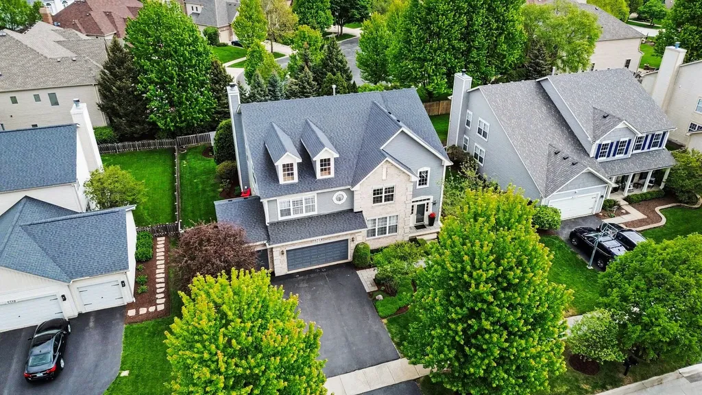 2715 Forest Creek Lane Naperville IL 60565