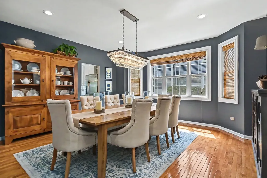 2715 Forest Creek Lane Naperville IL 60565