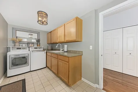 2715 Forest Creek Lane Naperville IL 60565