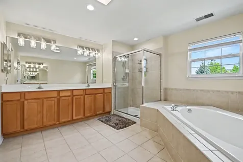 2715 Forest Creek Lane Naperville IL 60565