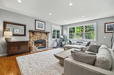 2715 Forest Creek Lane Naperville IL 60565