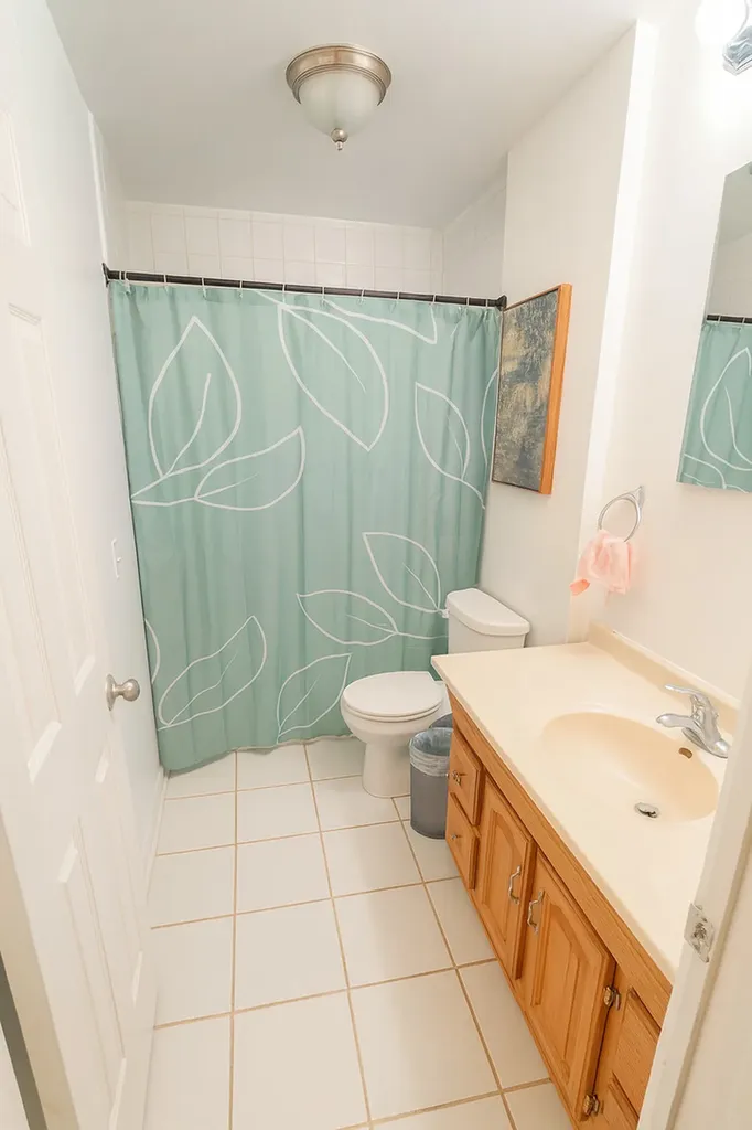 7420 North Winchester Avenue Chicago IL 60626