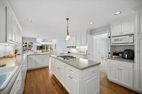 995 Oak Street Winnetka IL 60093