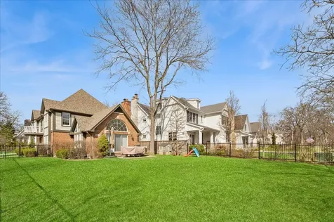 995 Oak Street Winnetka IL 60093