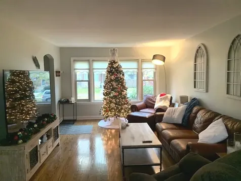 10542 South Artesian Avenue Chicago IL 60655