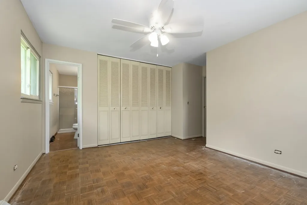 6721 Armstrong Court Woodridge IL 60517