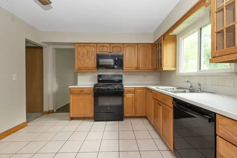6721 Armstrong Court Woodridge IL 60517