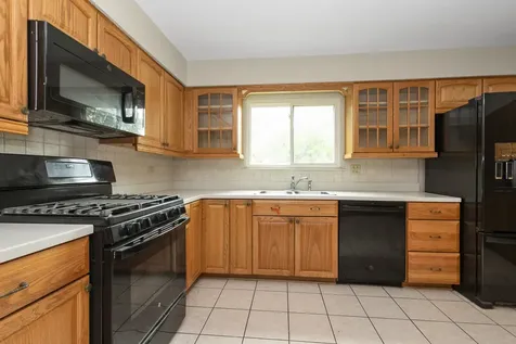 6721 Armstrong Court Woodridge IL 60517