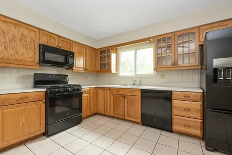 6721 Armstrong Court Woodridge IL 60517