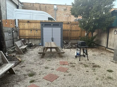 544 West Cullerton Avenue Chicago IL 60608