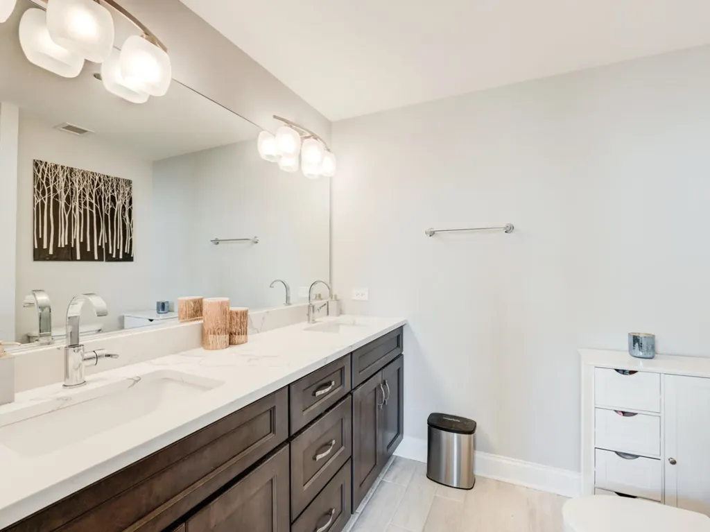 208 West Washington Street Chicago IL 60606