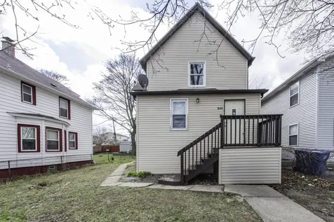 644 Lenox Avenue Waukegan IL 60085