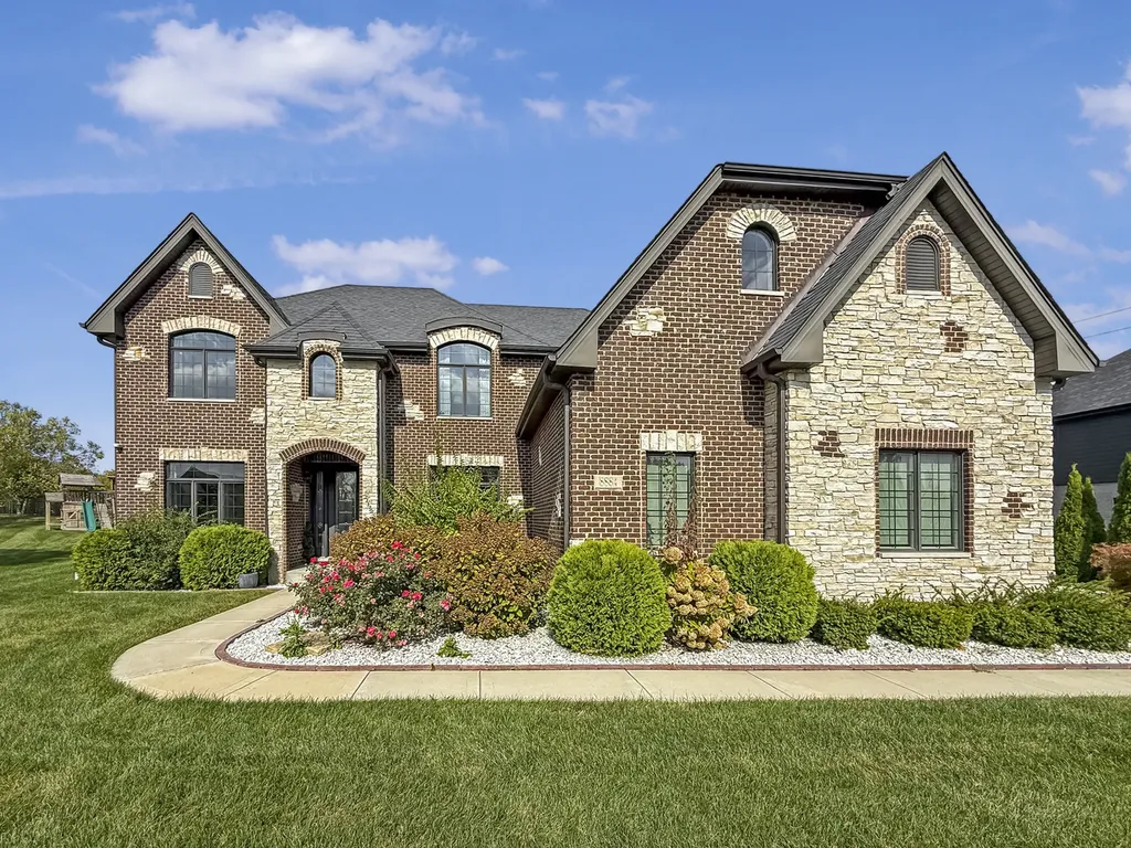 8884 Port Washington Drive Frankfort IL 60423