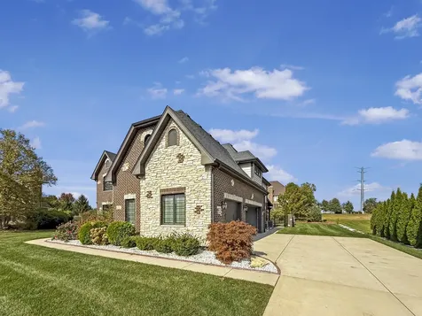 8884 Port Washington Drive Frankfort IL 60423