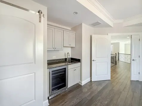 8884 Port Washington Drive Frankfort IL 60423