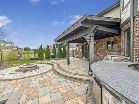 8884 Port Washington Drive Frankfort IL 60423