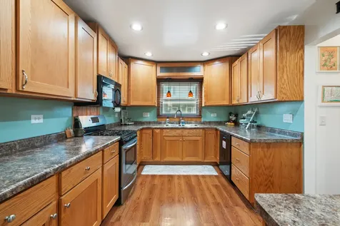 206 Washington Street Oswego IL 60543