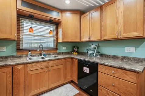 206 Washington Street Oswego IL 60543