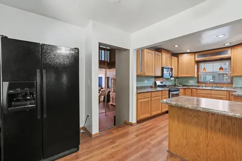 206 Washington Street Oswego IL 60543