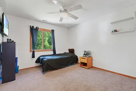 206 Washington Street Oswego IL 60543