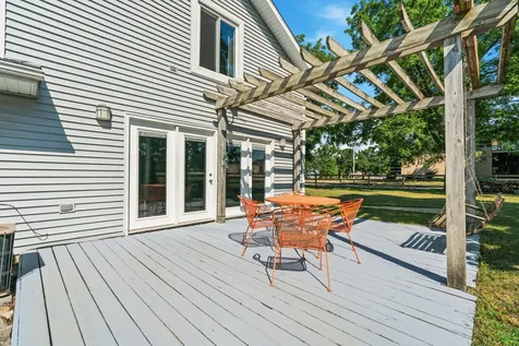 206 Washington Street Oswego IL 60543
