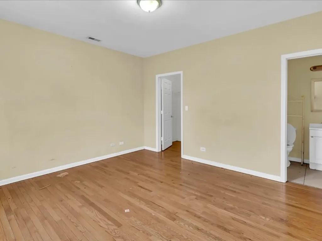 3518 West Lexington Street Chicago IL 60624