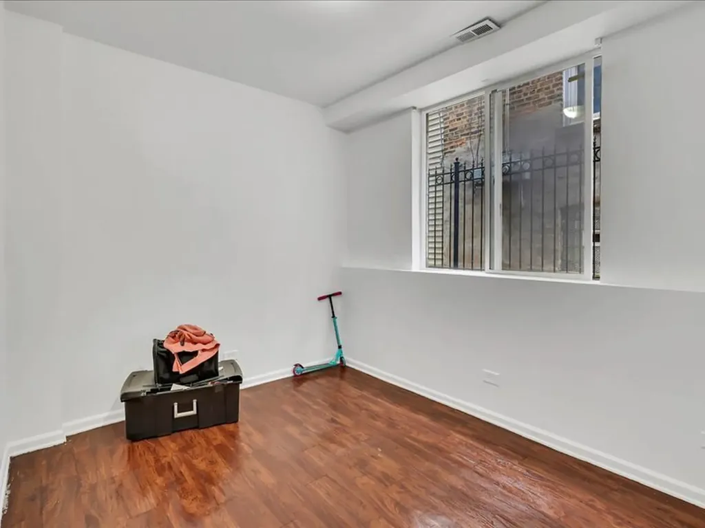 3518 West Lexington Street Chicago IL 60624