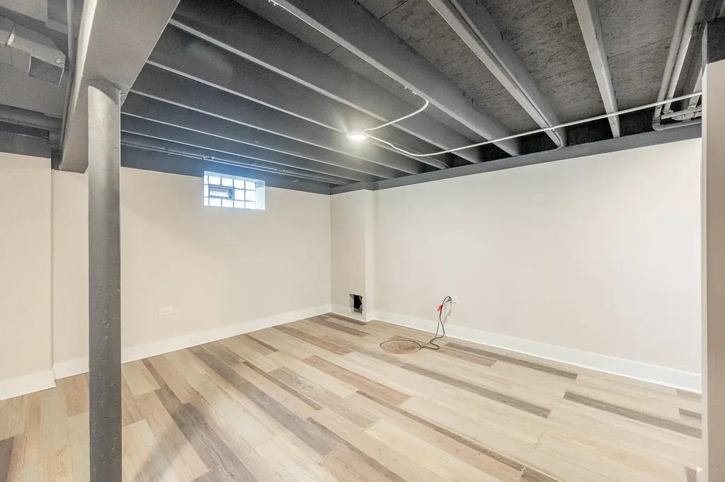 9123 South La Salle Street Chicago IL 60620