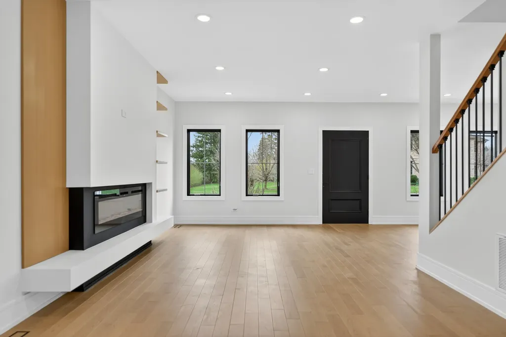 1634 63RD Street Downers Grove IL 60516