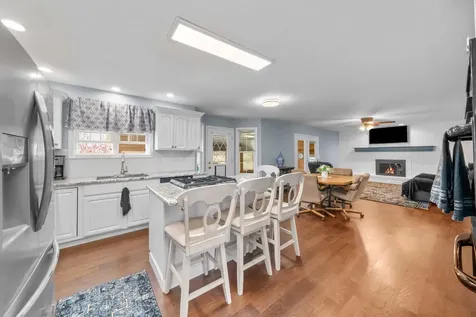 1758 North 44th Road Leland IL 60531