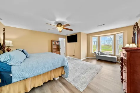 1758 North 44th Road Leland IL 60531