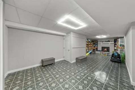 1758 North 44th Road Leland IL 60531
