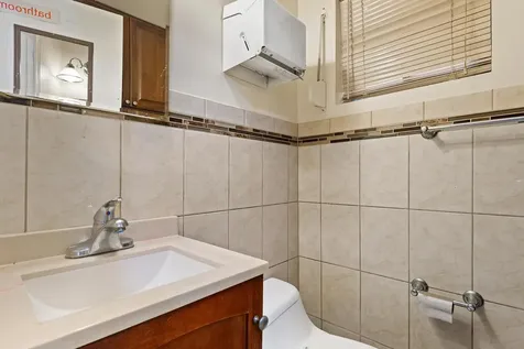 9232 South Eggleston Avenue Chicago IL 60620