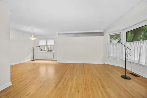 1506 Madison Street Evanston IL 60202