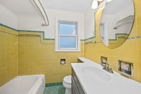 1506 Madison Street Evanston IL 60202