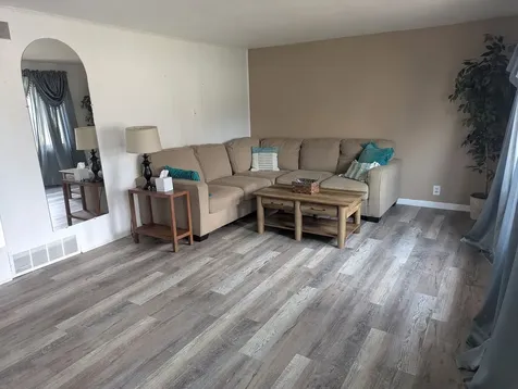 209 Hickory Lane Momence IL 60954